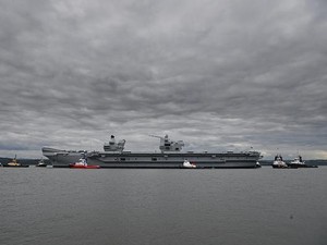 Dukung Israel, Inggris Kirim Kapal-Pesawat Militer ke Mediterania Timur