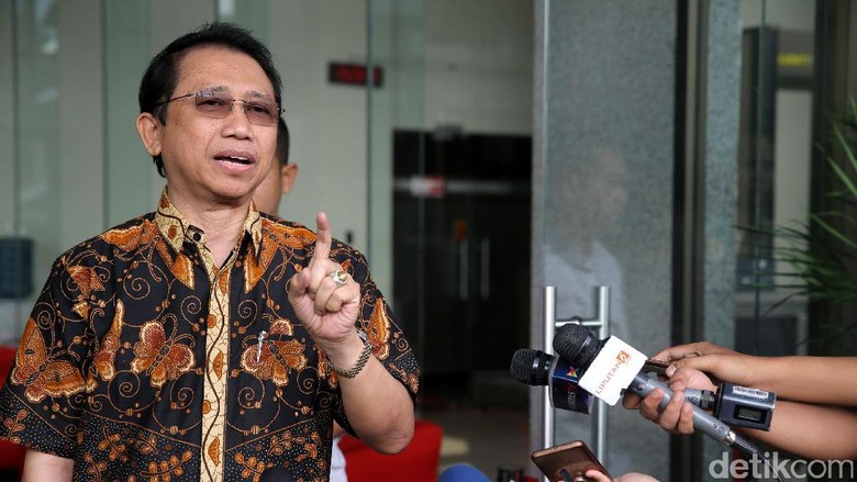 Marzuki Alie dan Aryo Djojohadikusumo Merapat ke Rumah Prabowo Marzuki Alie dan Aryo Djojohadikusumo Merapat ke Rumah Prabowo