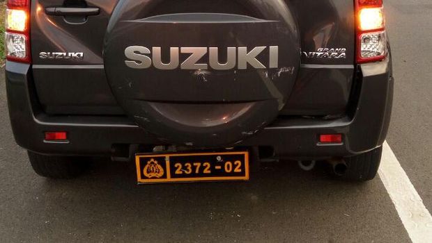 Mobil Ditabrak, Jenderal Polisi Ini Malah Silaturahmi ke Penabraknya