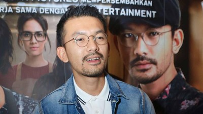Rio Dewanto Kini Jadi Hot Daddy!