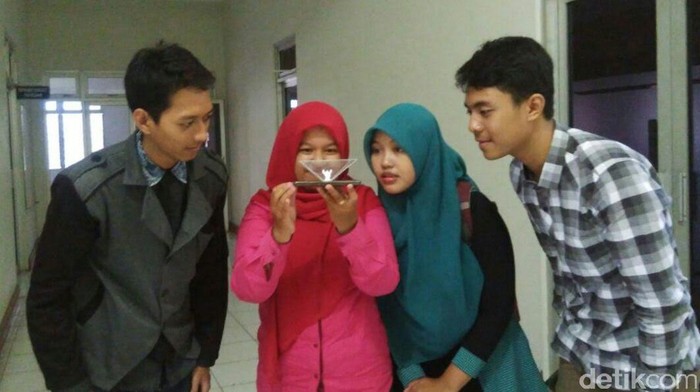 4 Mahasiswa Kudus Ciptakan Aplikasi Deteksi Dini Kanker Payudara