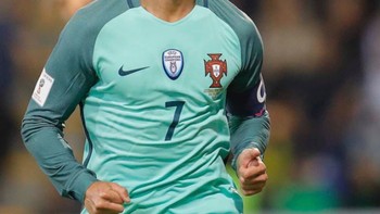 3. Cristiano Ronaldo: sang megabintang sepakbola punya 104 juta follower dan per postingan iklan dibayar USD 400 ribu atau Rp 5,3 miliar. Foto: Instagram