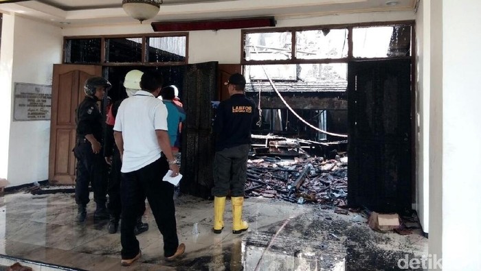Server CCTV di Kantor Disperindag Jatim Ikut Ludes Terbakar