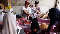 Permintaan terhadap perlengkapan sekolah dan alat tulis meningkat menjelang dimulainya tahun ajaran baru.Wqa