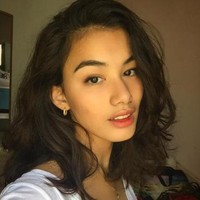 Terakhir ada artis pemeran sinetron FTV, Mentari de Marelle. Mentari memperoleh darah keturunan Belgia dari ayahnya. Sedangkan ibunya sendiri merupakan orang asli Indonesia. Nama Mentari de Marelle mulai dikenal usai dirinya membintangi sejumlah sinetron dan FTV. Foto: Instagram/mentaridemarelle