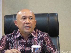 Teten Tepis Reshuffle Jilid III untuk Bentuk Timses Jokowi di 2019