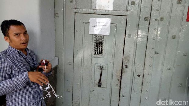 Pertemuan berlangsung tertutup / 