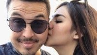 Sissy juga menghabiskan waktu untuk kencan dengan sang suami, Rifat Sungkar di Paris. (Dok. Instagram/sysiio)