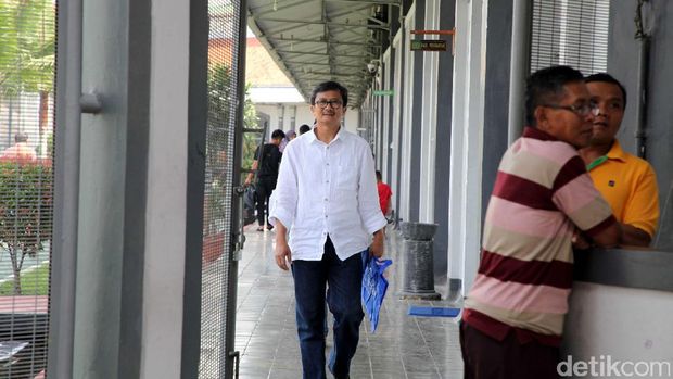 Rudi Rubiandini bertemu Pansus Angket KPK di Lapas Sukamiskin / 