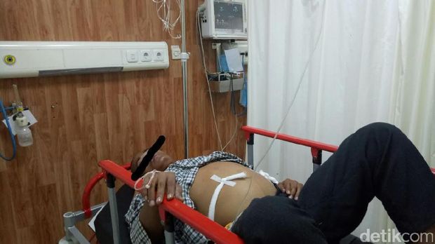 Keluarga Tidak Yakin Hendro Telan Paku, Uang Hingga Sendok