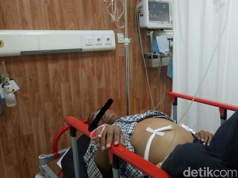 Hendro tergolek di RS dr Soebandi 
