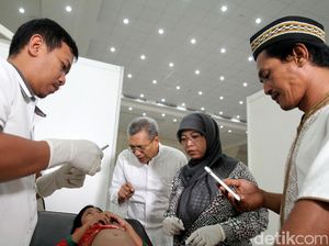 Pria yang Tidak Disunat Berisiko Lebih Besar Tularkan HIV