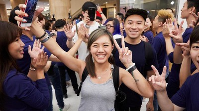 Keriuhan Pembukaan Apple Store Taiwan