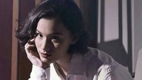 Mentari yang punya darah Belgia dari orangtuanya pernah bermain dalam film LDR bareng Al Ghazali dan Verrell Bramasta. Foto: Instagram @mentaridemarelle