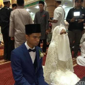 Pernikahan Muzammil Hasballah dan Sonia