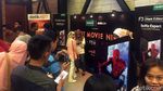 Antusias Warga Surabaya Nobar Spider-Man: Homecoming