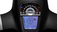 Selain itu sentuhan mewah terlihat dengan penggunaan lampu LED, memiliki 12 volt charger, glovebox, luggage hook, bagasi yang luas dan LCD instrumen panel yang bisa dikoneksikan dengan Bluetooth. Foto: Autoevolution