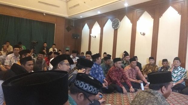 Canda Said Aqil di Halalbihalal PBNU: Jangan Demo Pakai Gamis