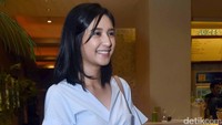 Mikha Tambayong saat ditemui di Gala Premier film Filosofi Kopi 2: Ben & Jodi di kawasan Epicentrum, Jakarta Selatan pada Kamis (6/7) malam. Pool/Noel/detikFoto.