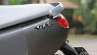 Namun, Viar berani memperkenalkan Viar Q1 yang berbekal listrik. Bagaimana tidak, karena di mata Viar, Q1 listrik memiliki berbagai keunggulan yang bermanfaat buat masyarakat. Foto: M luthfi Andika