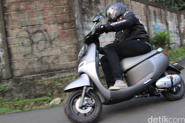 Siapa Bilang Motor Listrik Tak Cocok di Indonesia, Ini Buktinya