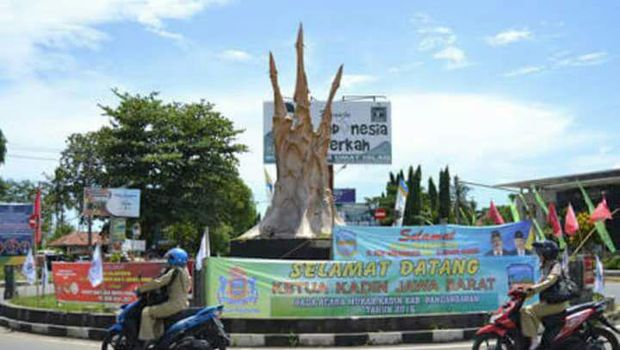 Soal Patung Ikan yang Dirobohkan, Bupati Pangandaran Kunjungi Nyoman Nuarta 