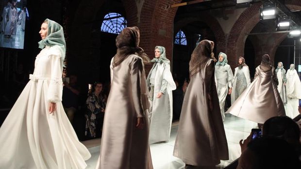 Pamer Hijab di Italia, Desainer Indonesia Berpotensi Raup 1 Juta Euro