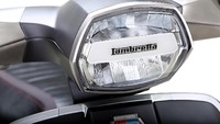 Kemewahan lain dari ketiga varian Lambretta V Special ini, memang terlihat dari desain.  Foto: Autoevolution