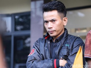 Disebut Bakal Jadi Vokalis ST12, Ini Kata Aris Idol