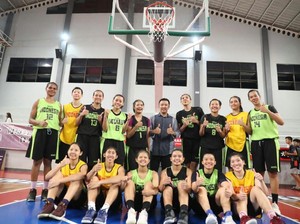 Kunjungi Pelatnas Basket Putri, Menpora Minta Atlet Fokus Capai Prestasi