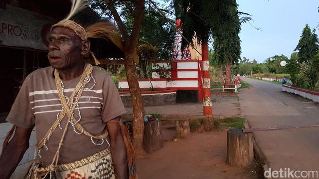 Daud Dimar, Ketua Adat Sota