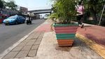 Cerianya Warna Pembatas Jalan TB Simatupang