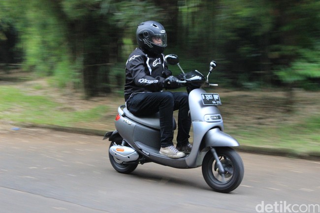 Siapa Bilang Motor Listrik Tak Cocok di Indonesia, Ini Buktinya