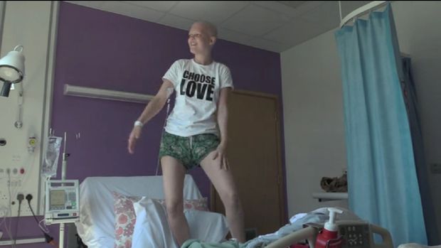 Berkat Hobinya, Penyanyi Ini Tegar Melawan Kanker