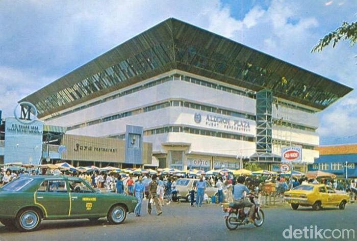Nostalgia Melihat Jakarta Tempo Dulu