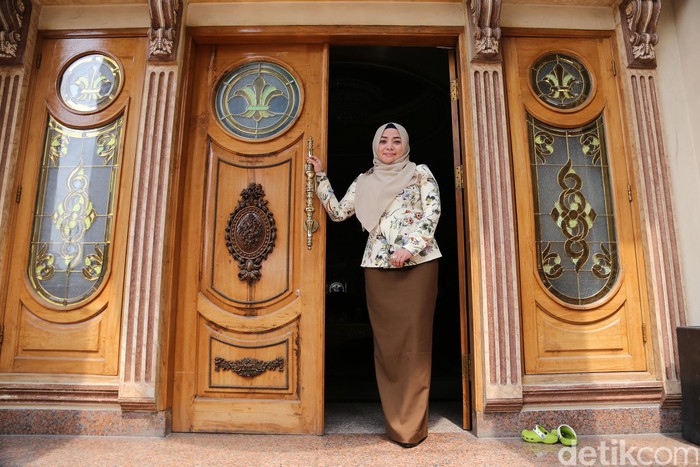 Ini Rumah Mewah Muzdhalifah yang Kabarnya 'Dijual' Rp 30 ...