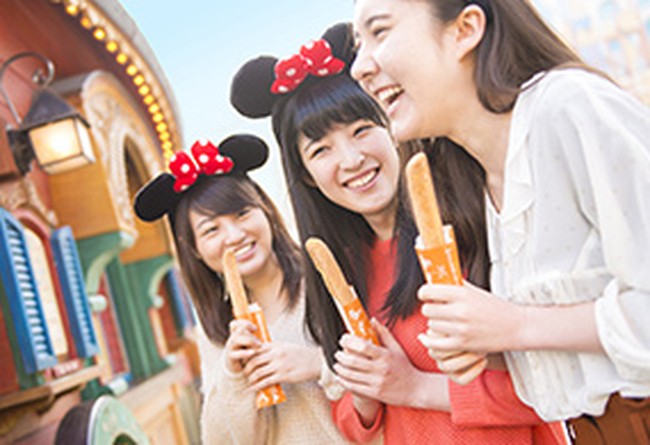 Kalau ke Disney Tokyo, Cicipi 14 Camilan Unik yang Hanya Ada di Sana (2)