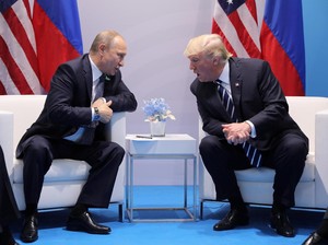 Punya Chemistry Positif, Pertemuan Trump dan Putin Molor 2 Jam