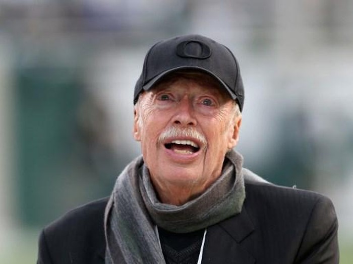 EAST LANSING, MI - SEPTEMBER 12: Phil Knight, co-founder of Nike, watches on before the game between the Oregon Ducks and Michigan State Spartans at Spartan Stadium on September 12, 2015 in East Lansing, Michigan.   Streeter Lecka/Getty Images/AFP