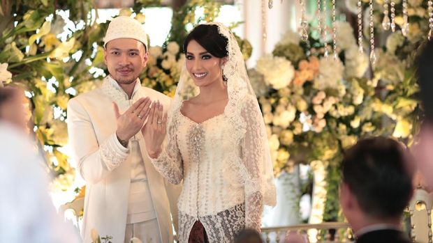 Muzdhalifah Gugat Cerai Lagi, Tyas Mirasih Resmi Nikah 