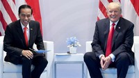 Sesekali Jokowi dan Trump tertawa. Laily Rachev/Setpres.