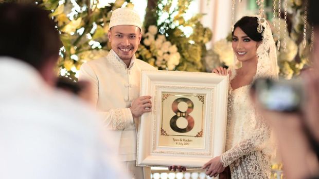 Raiden Soedjono dan Tyas Mirasih