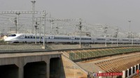 Kereta cepat CRH tiba di Stasiun Nanjing Selatan usai uji coba. VCG via Getty Images.