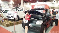 Super Cab mesin bensin dibanderol Rp 119,9 jutaan. Sementara untuk yang diesel Rp 167 jutaan.