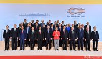 Diapit Trump dan Macron, Jokowi Foto Bersama Pemimpin Negara G20
