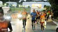 Udara yang sejuk semakin membuat para pelari bersemangat.