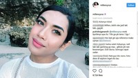 Namun belakangan Millendaru mulai berani bermakup dan memakai busana wanita di tempat umum. Foto: Dok. Instagram/millencyrus