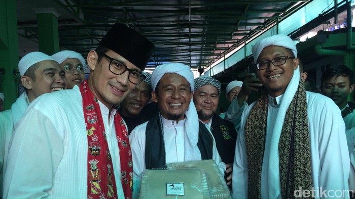 Sandiaga Ajak Al-Idrisyyah Kerja Sama dengan OK OCE