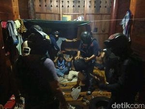 Pakai Sabu Rumah Adat Aceh, 6 Pria Ditangkap Polisi