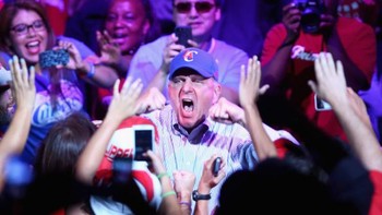 Clippers dibelinya seharga USD 2 miliar pada tahun 2014. Foto: Getty Images